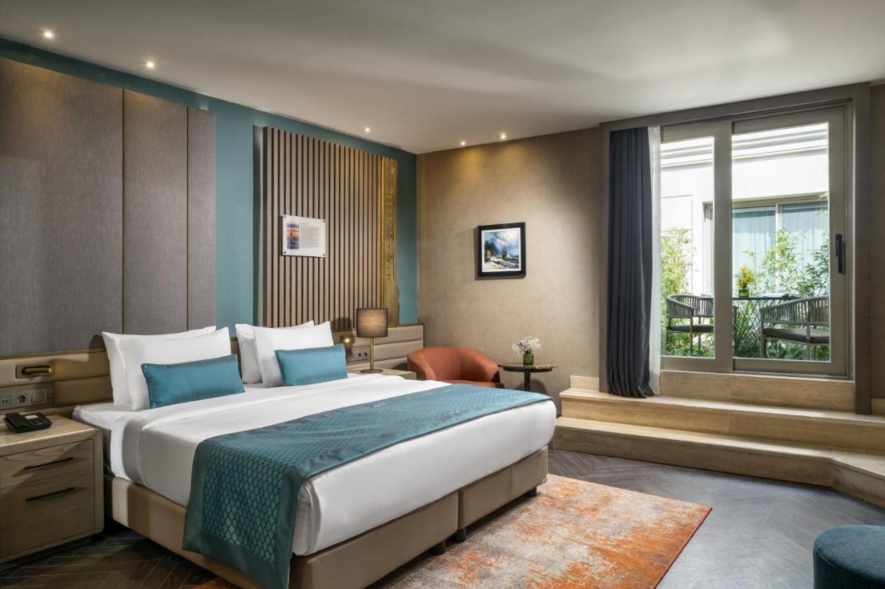 Deluxe Çift Kişilik Oda - Bahçe Manzaralı